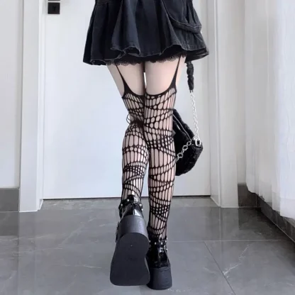 Stylish Fishnet Suspender Stocking - Image 3