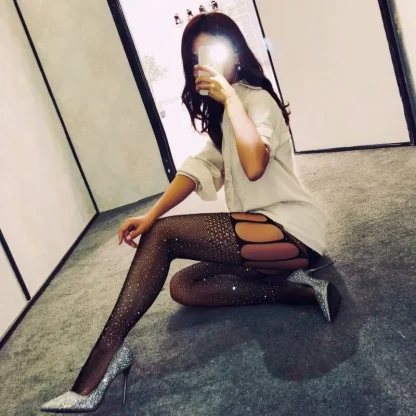 Sparkly Cutout Fishnet Legging - Image 7